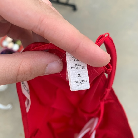 Victoria Secret Slip - Picture 3 of 3